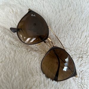 Slight Cat Eye Circle Ray-Ban Aviators